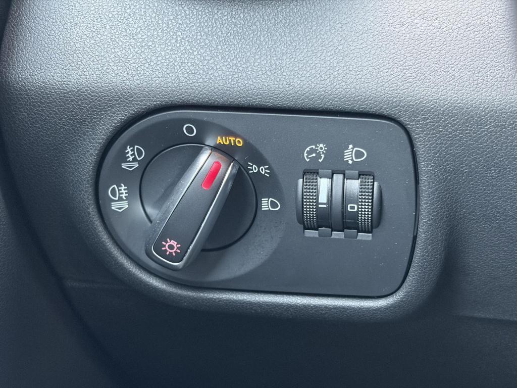 Audi A1 Sportback 1.0 tfsi adrenalin s-line/automaat/navi/clima