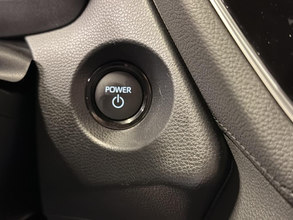 Toyota Corolla Cross hybrid 140 dynamic| adapt. cruise| stoel/stuur verw.| 