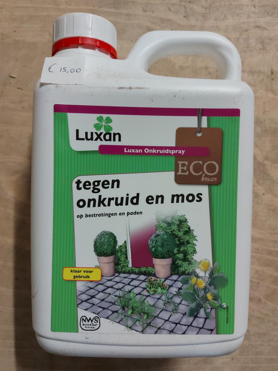 Middel voor onkruid en mos
