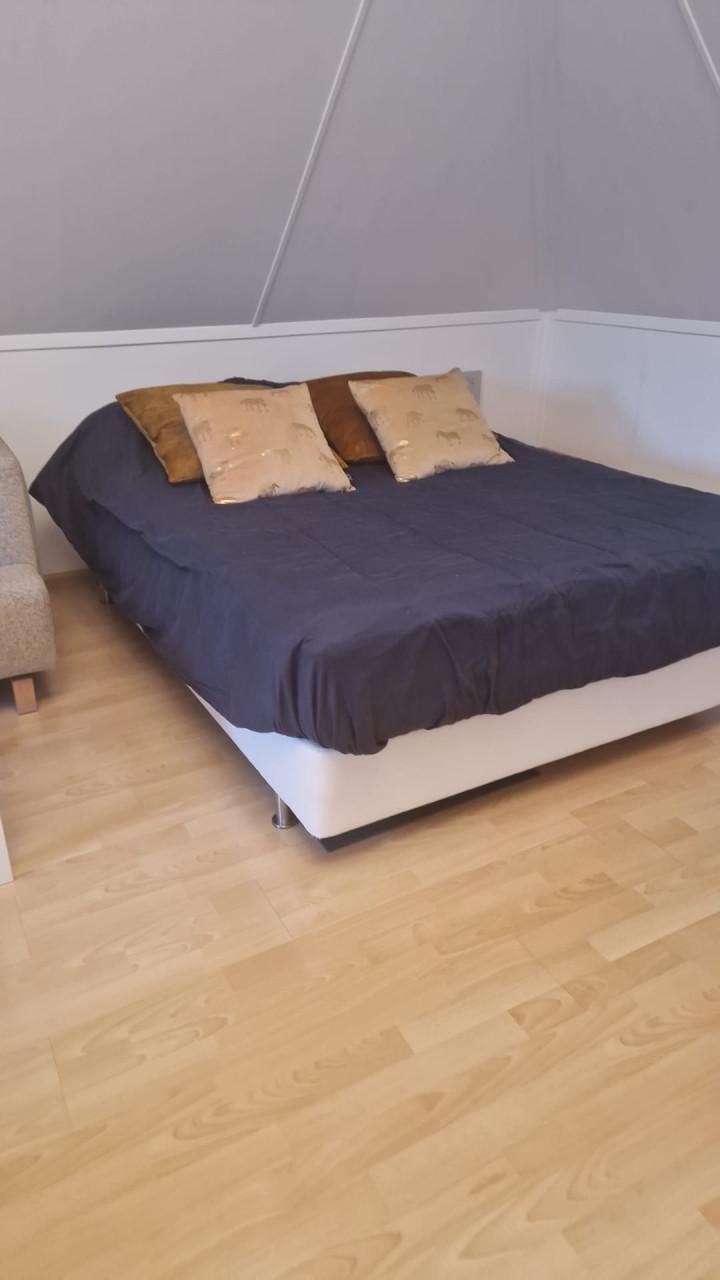 Ikea boxspring met matras 1.40 x 2.00 m