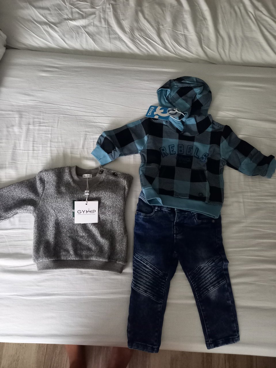 Te koop baby merk kleding nieuw!