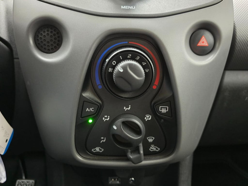 Peugeot 108 occasion 1.0 e-vti active met airco en bluetooth audio | sporti