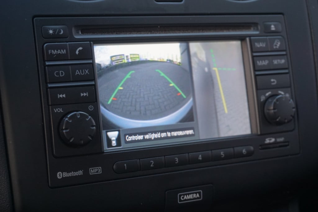 Nissan Qashqai 1.6 360 airco / navi / camera / cruise / elektr. ramen / lm 