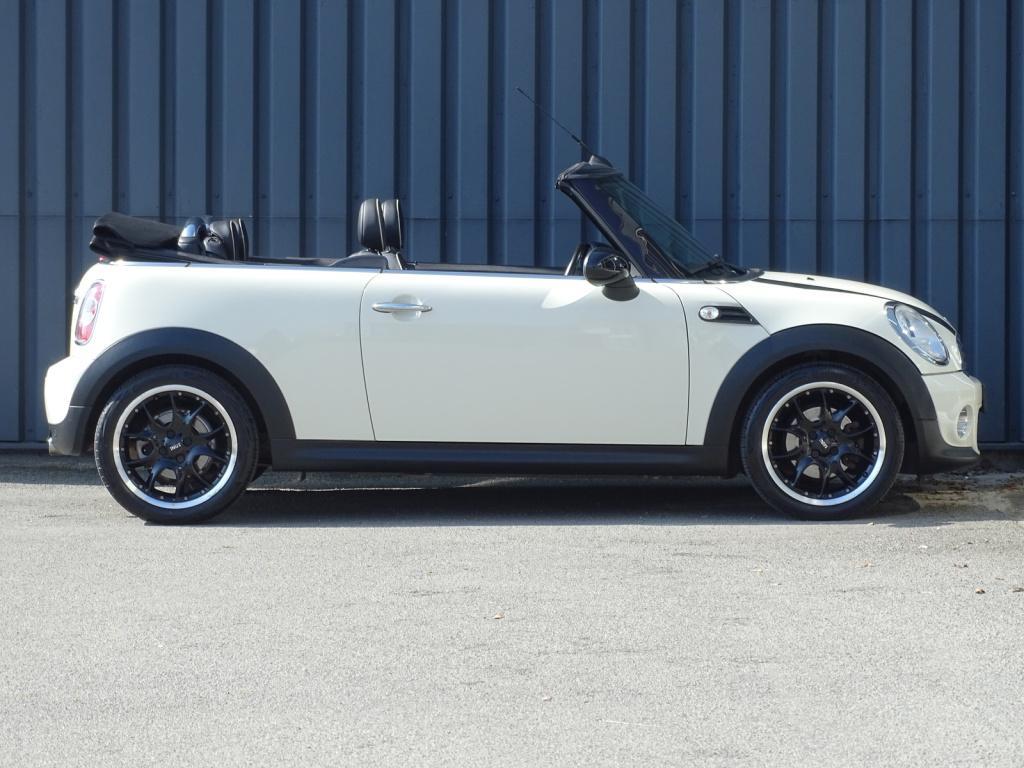 Mini Cooper Cabrio mini 1.6 chili | leder | stoelverwarming