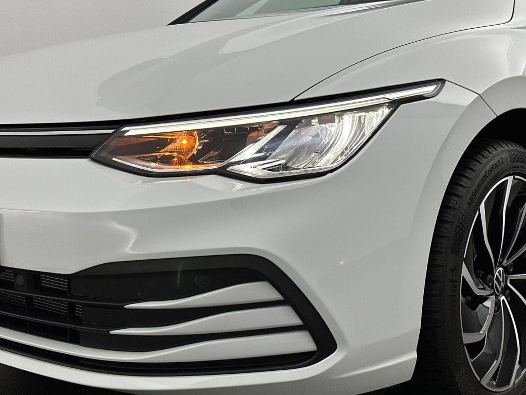 Volkswagen Golf variant 1.5 etsi life business dsg7 130pk