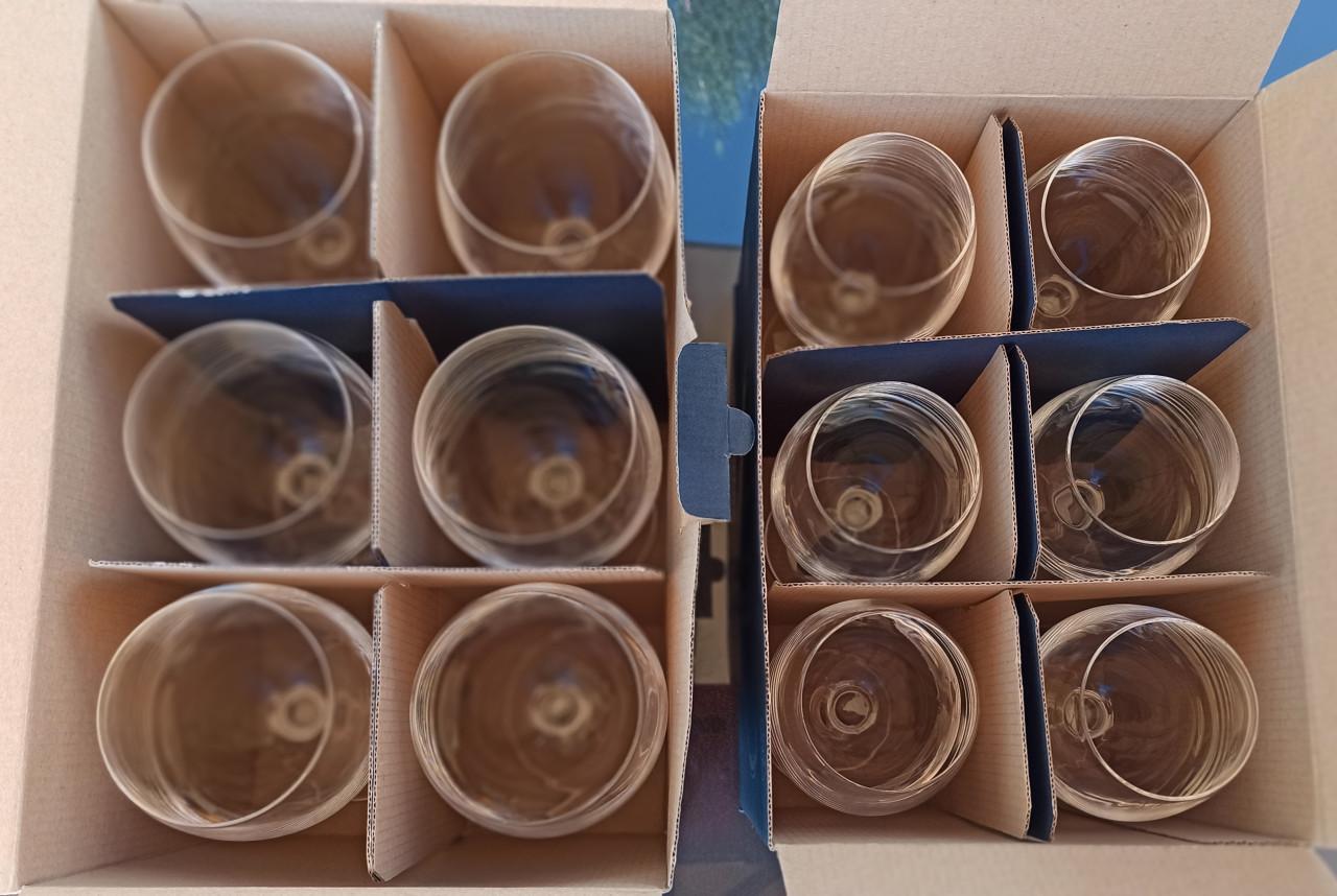 Vanaf €8 4st. - Wijnglazen, champagne glazen - zie adv. voor details