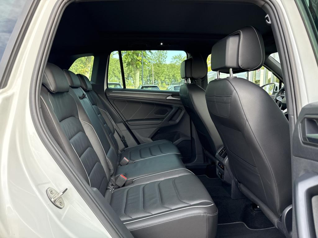 Volkswagen Tiguan 1.4 tsi ehybrid r-line business | vol opties | btw | pano