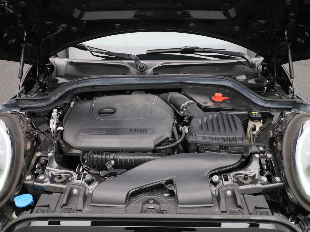 Mini 3-deurs 1.5 cooper essential | navigatie | black pakket | parkeer sens