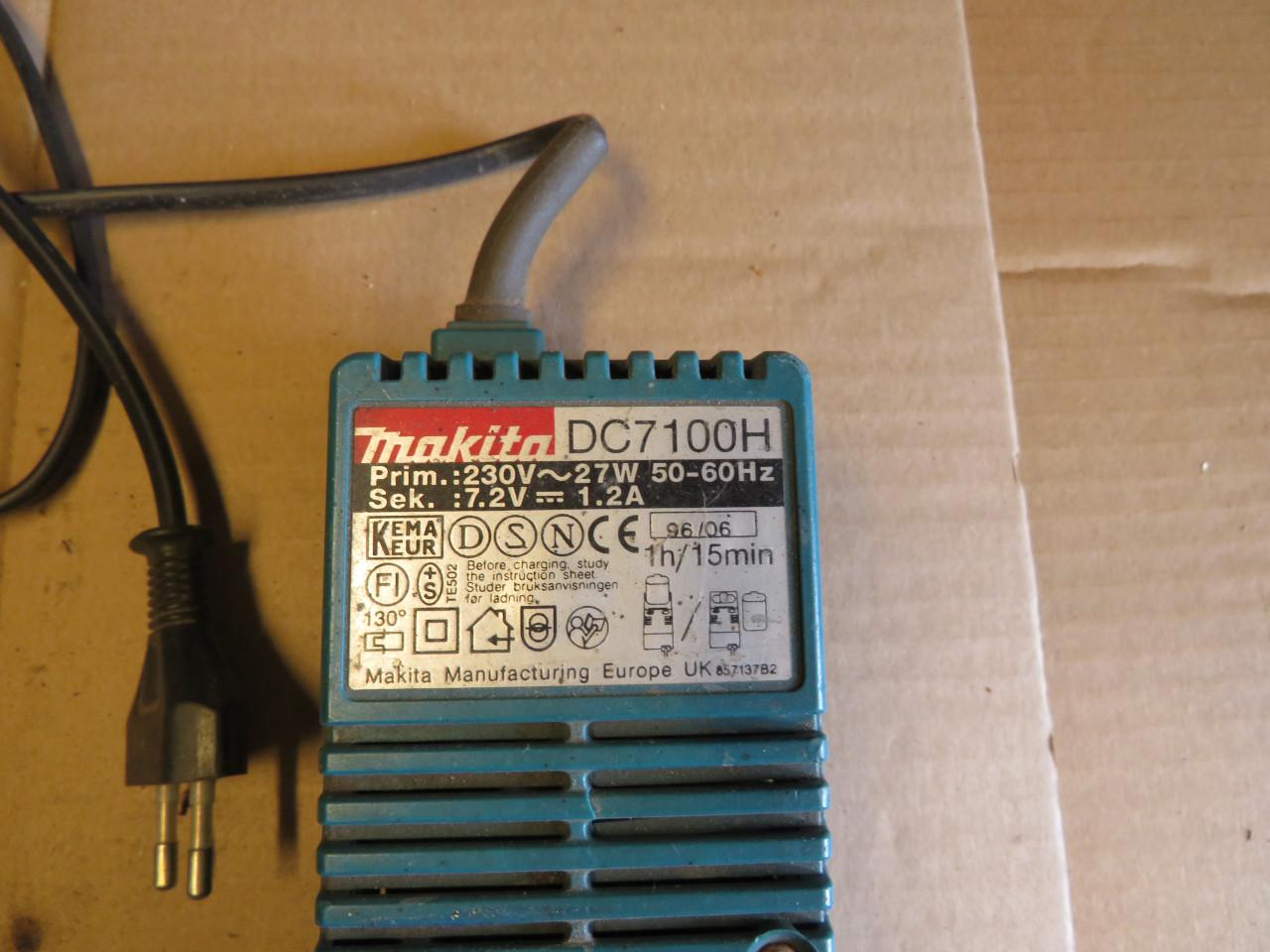 Gezocht accu lader Makita 7,2 v