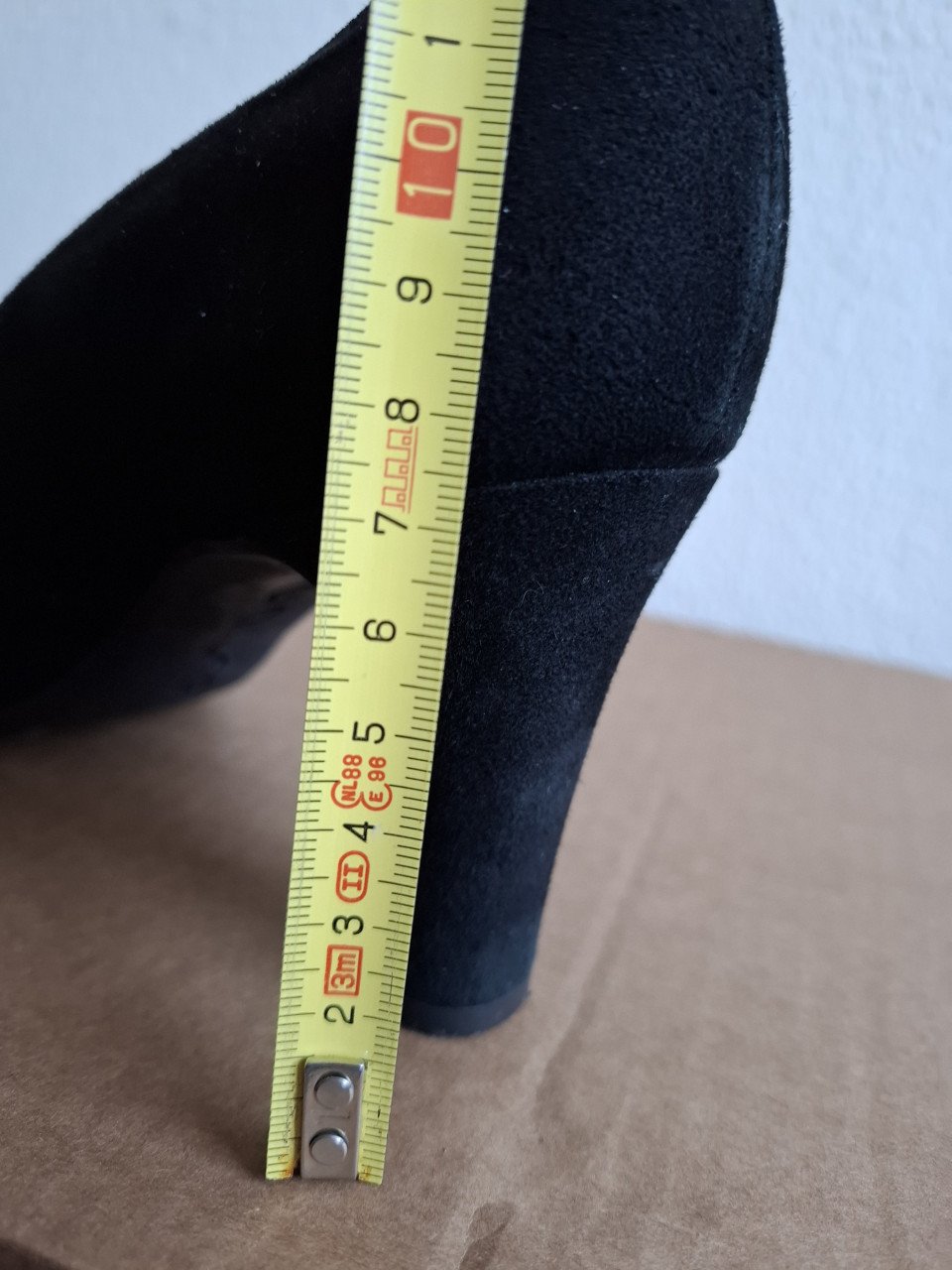 Unisa zwart suède pumps 40