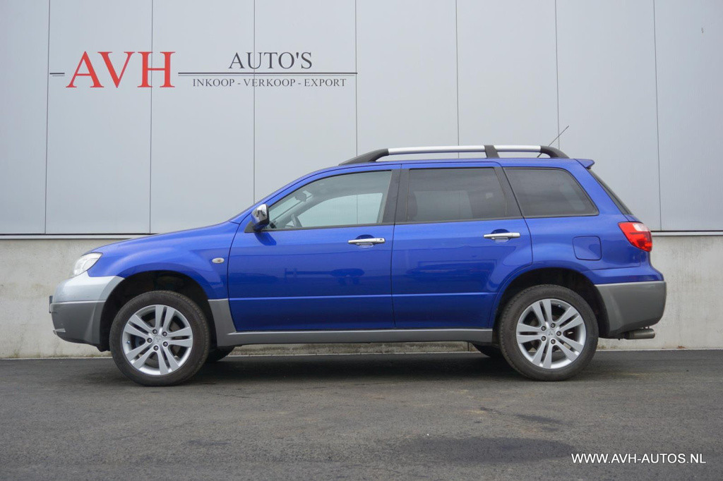 Mitsubishi Outlander 2.0 invite+