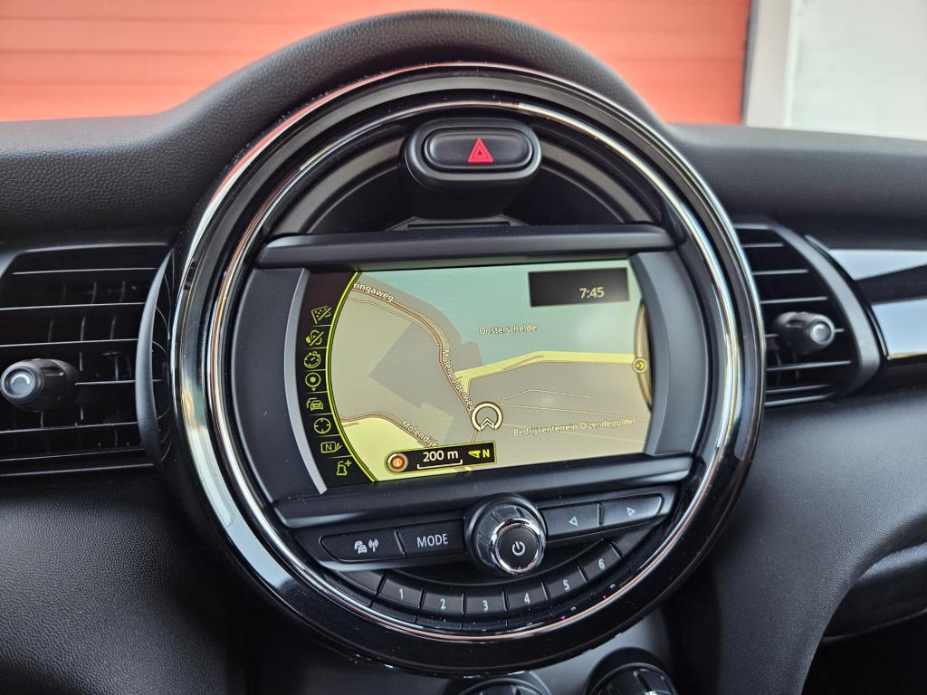 Mini 5-deurs 1.5 cooper pepper serious business | keyless | rijklaar inclus
