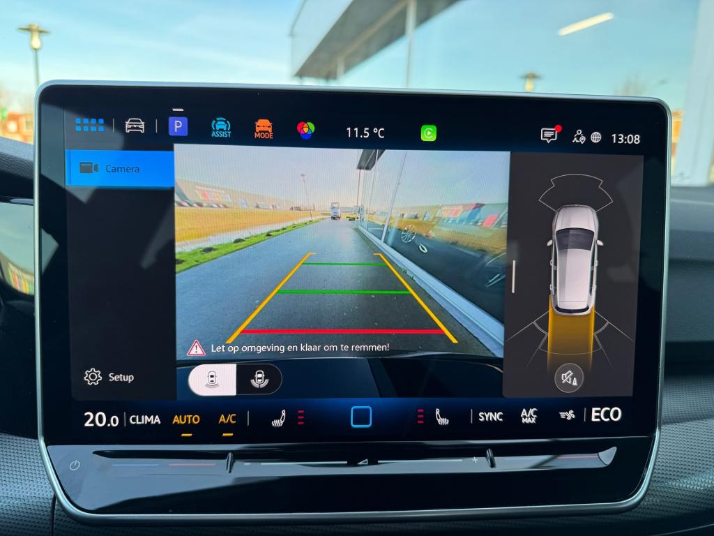 Volkswagen Golf 1.5 ehybrid 50 edition automaat , elektrische voorstoelen, 