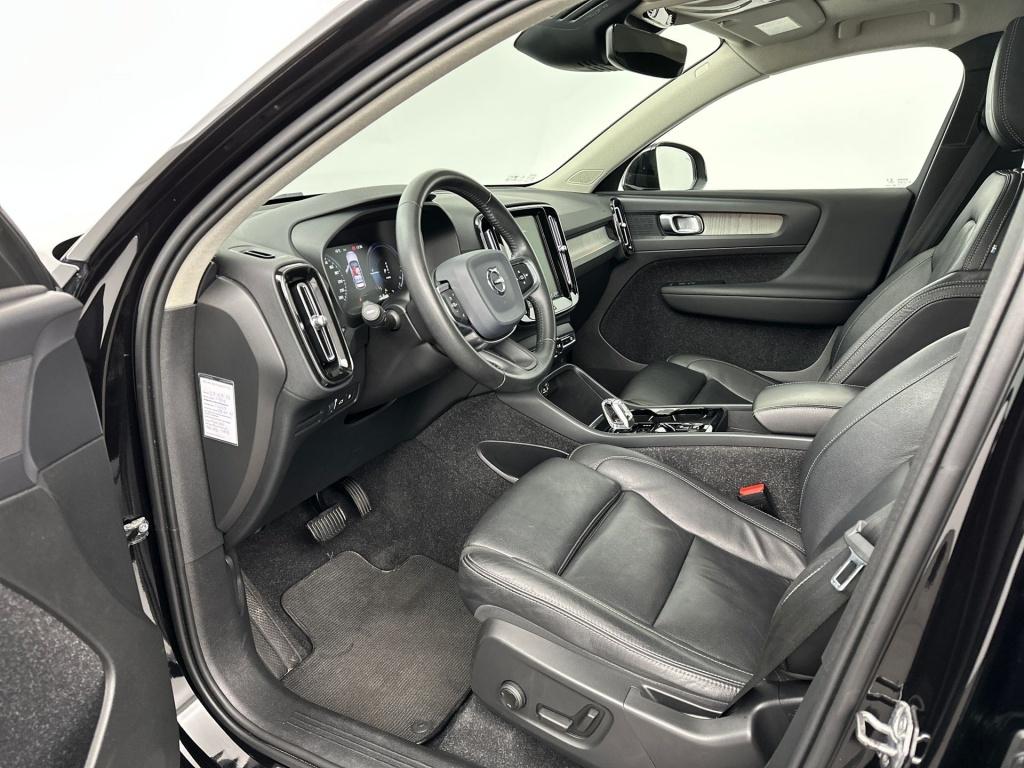 Volvo XC40 t5 262pk recharge inscription| pano| adap.cruise| leder| camera|