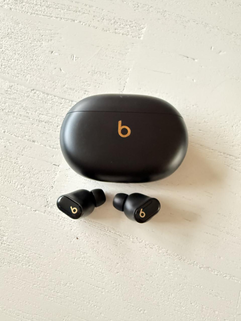 Beats Studio Buds +