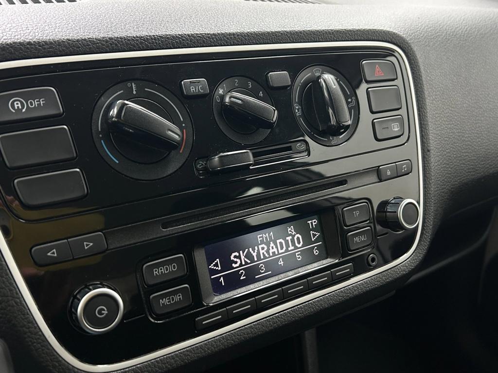 Volkswagen UP! occasion 1.0 take up! bluemotion | wit | tweedehands volkswa