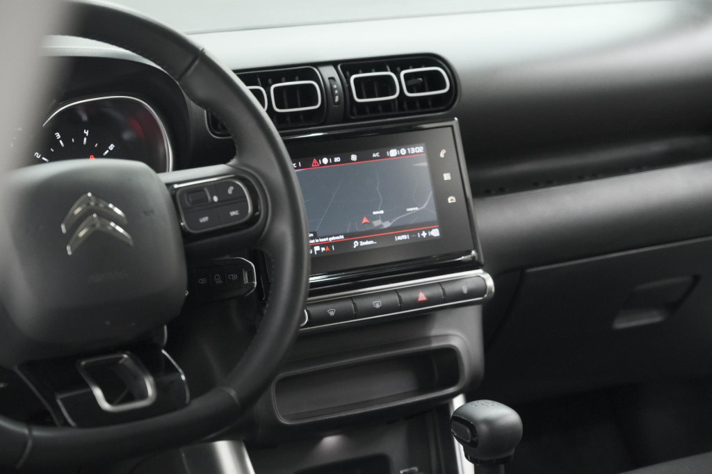 Citroen C3 Aircross puretech 110 shine | navigatie | parkeersensoren | clim
