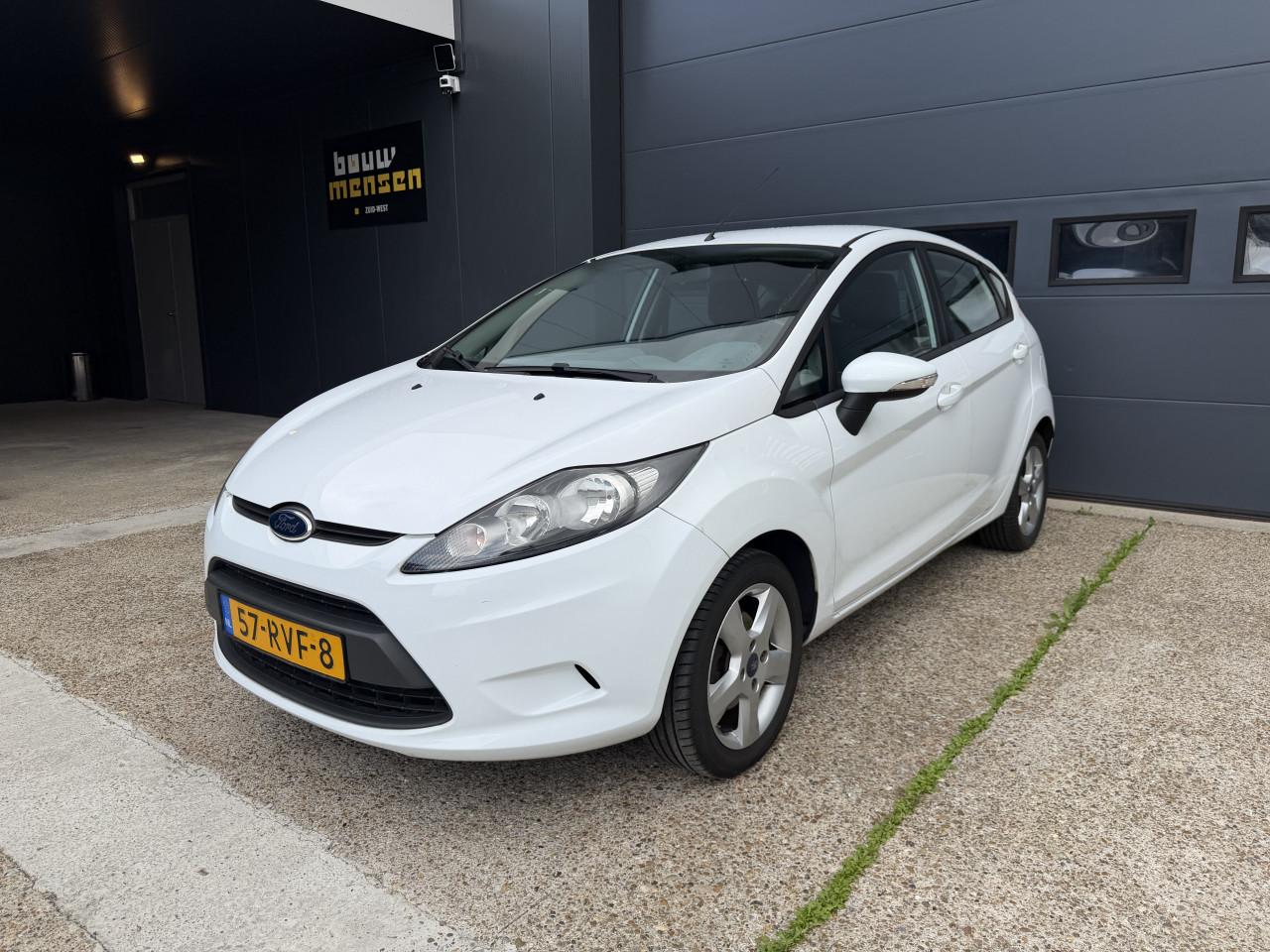 Ford Fiësta 1.25 44KW Limited 5DR 2011 Wit Airco Apk Nap