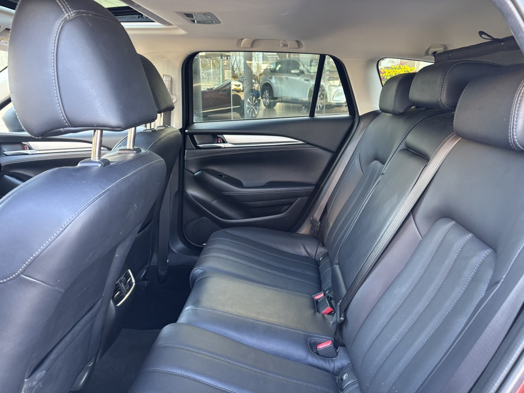 Mazda 6 sportbreak 2.0 s.a.-g luxury aut. sunroof trh. luxe!
