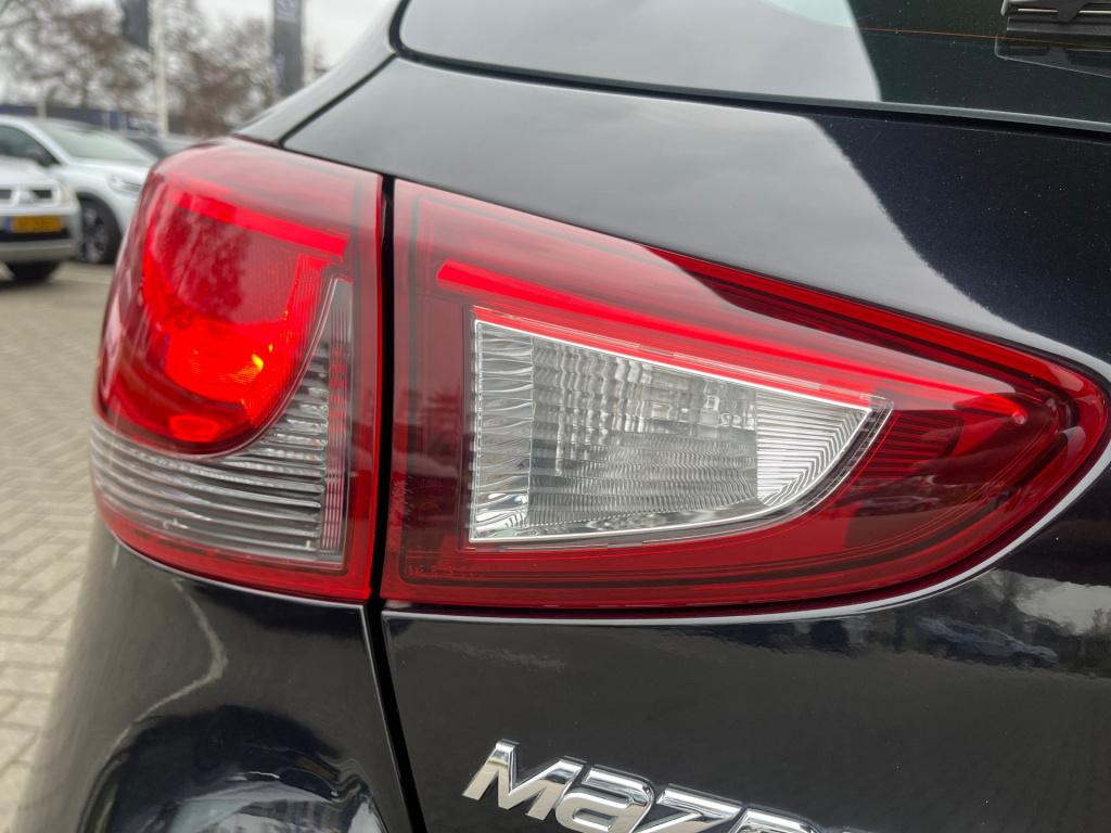 Mazda 2 1.5 skyactiv-g dynamic 90 pk|rijklaar