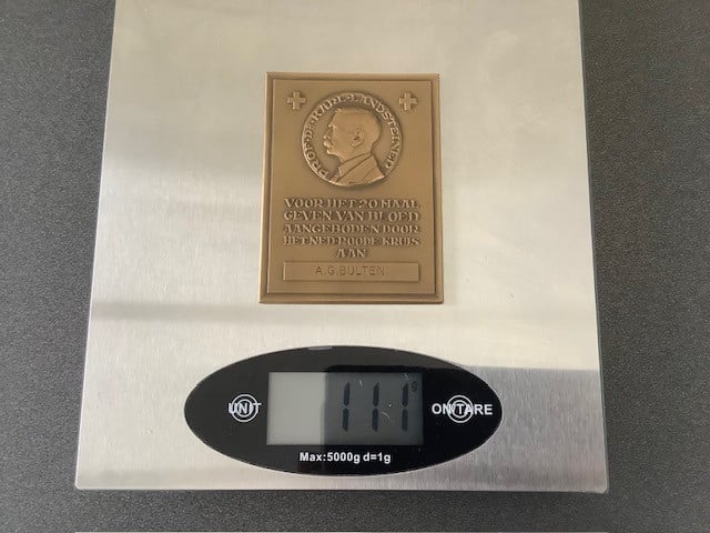 Penning “bronzen plaque” Nederlandse Rode Kruis