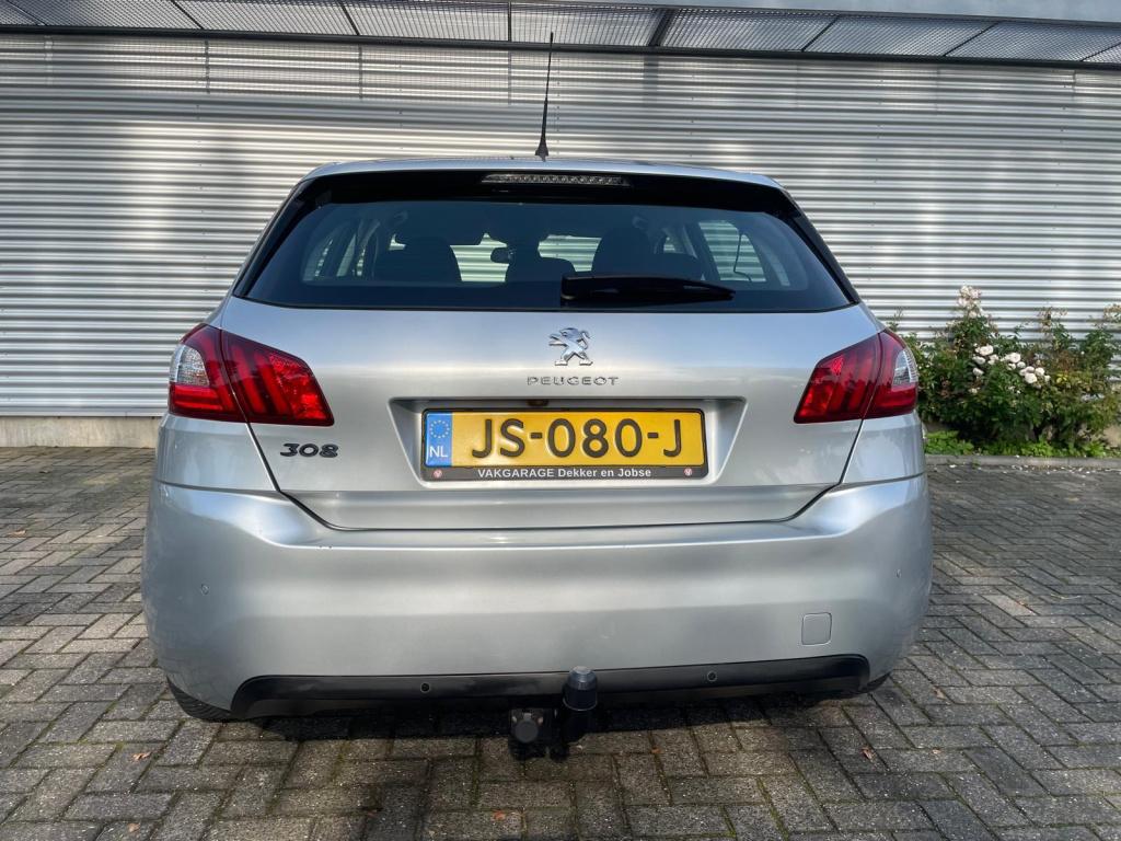 Peugeot 308 1.2 puretech blue lease premium