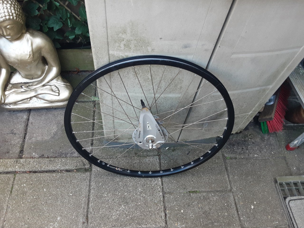 Gazelle 26 inch shimano voorwiel, naafdynamo, rollerbrake rem