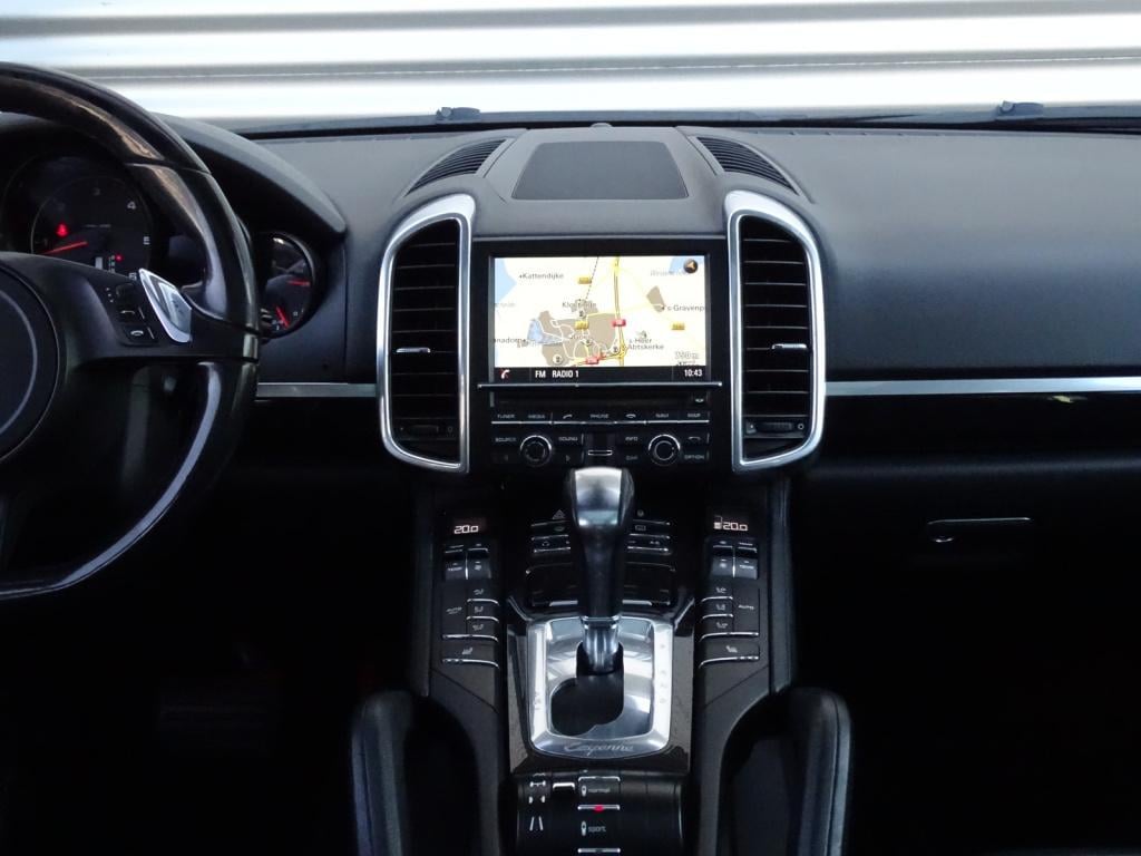 Porsche Cayenne 3.0 d | bose | pano | memory | bi-xenon