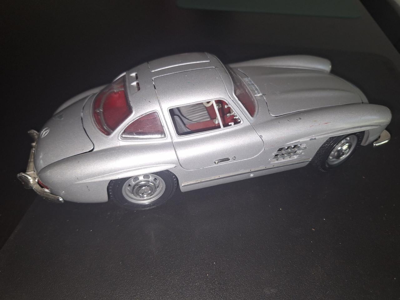 Mercedes 300 sl 1954 scale 1/18