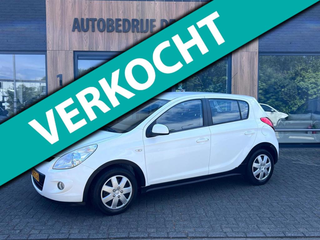 Hyundai I 20 1.2i dynamicversion