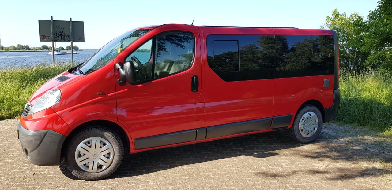 CAMPER