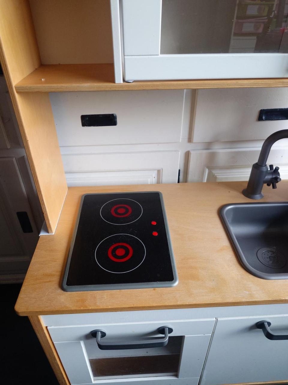 Speelkeuken Ikea Duktig + ca 200-delige accesoire set