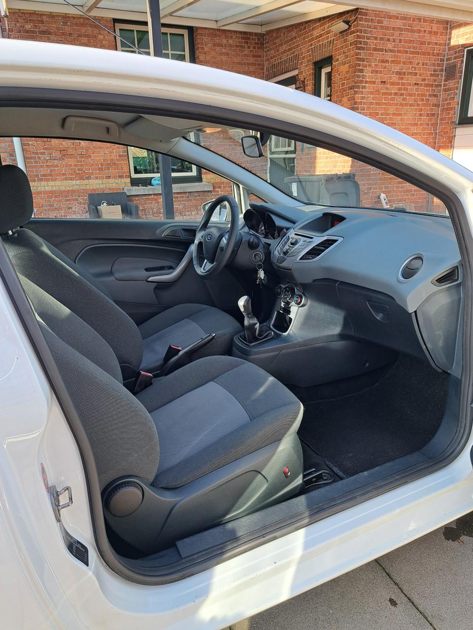 Ford Fiesta 1.25 Titanium 99.000 Km 2011