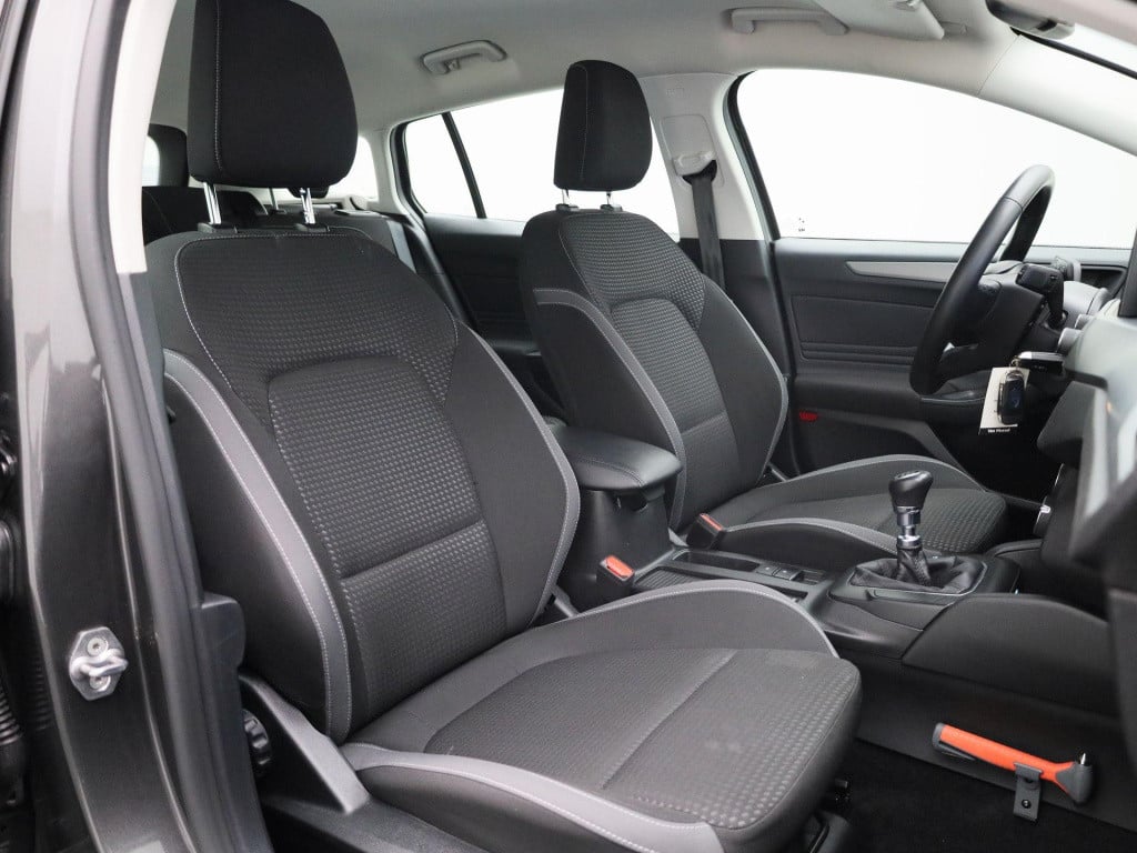 Ford Focus wagon 1.0 ecoboost hybrid connected | navigatie | cruise control