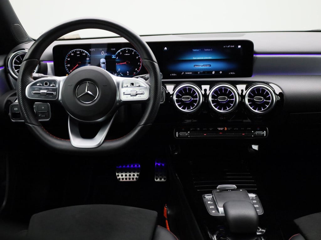 Mercedes-Benz A-Klasse 180 business solution amg | automaat | lmv | sfeer v
