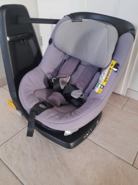 Maxi - cosi Axissfix 360° draaibaar (in goede nette staat)