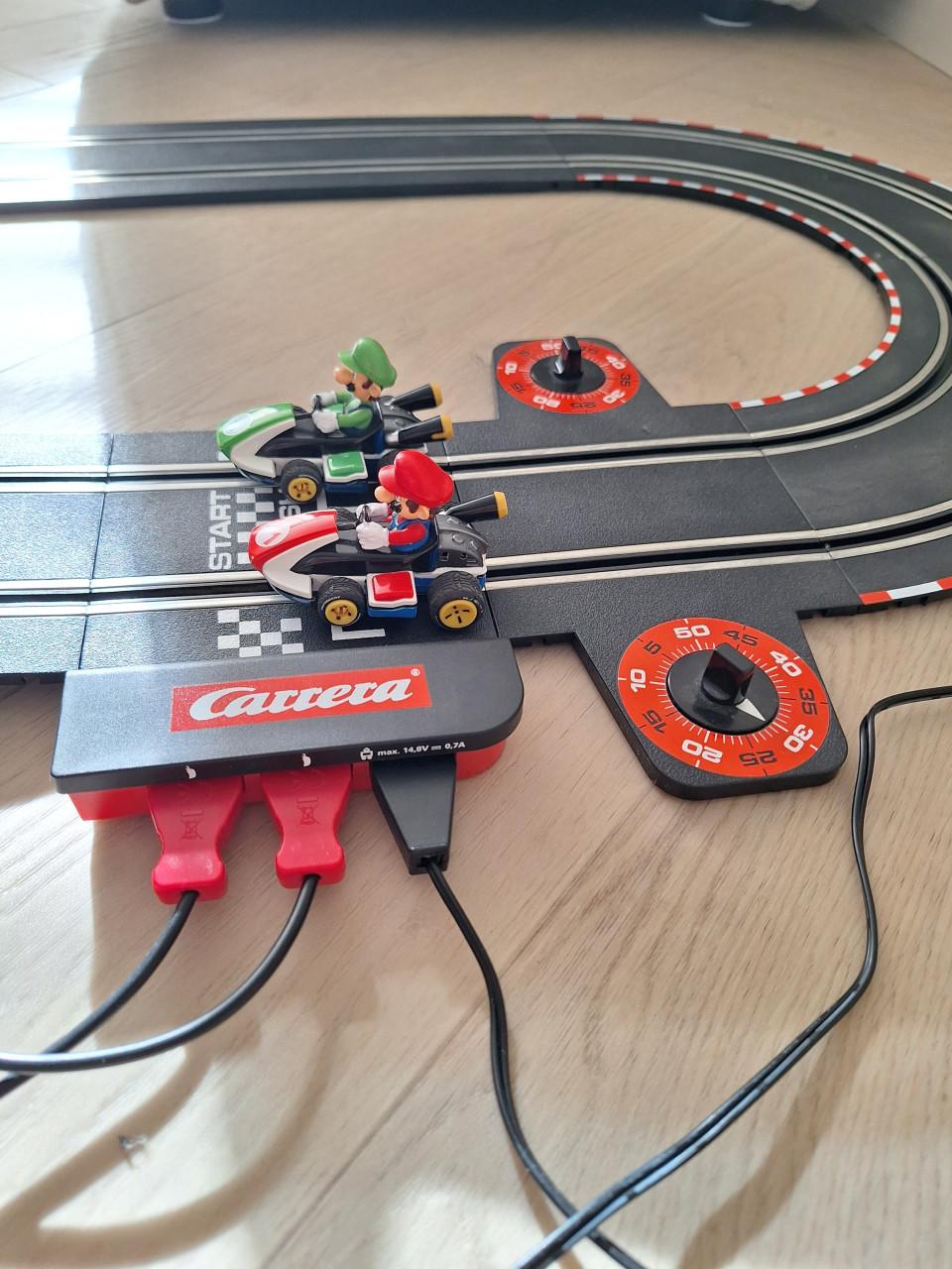 Racebaan mario kart carrera go