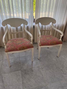 2 klassieke selva stoelen
