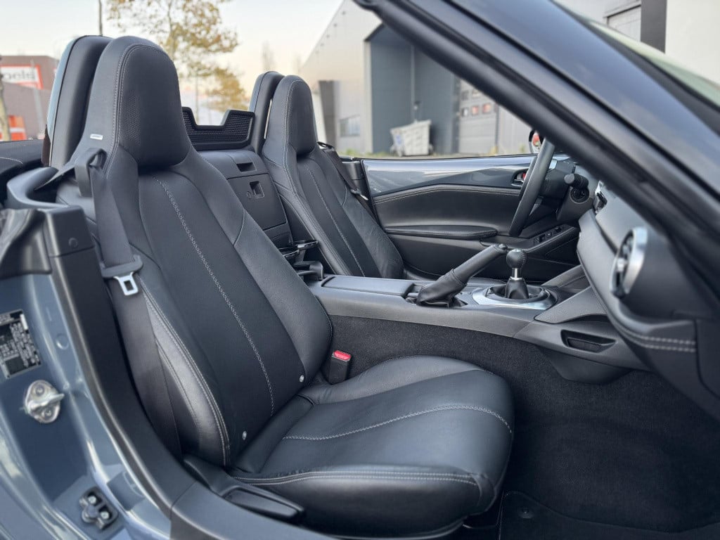 Mazda Mx-5 2.0 skyactiv-g 184 luxury nl-auto!