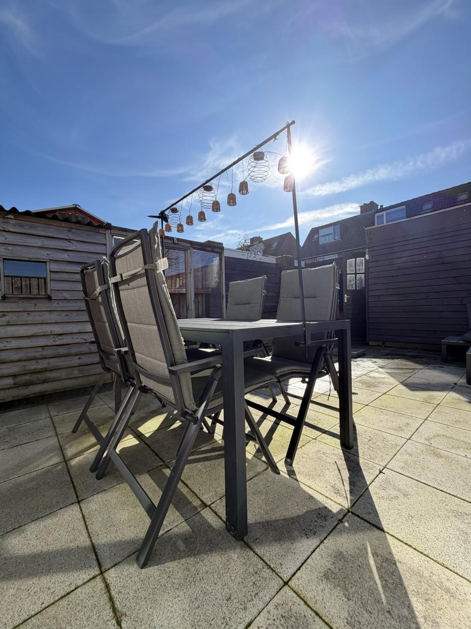 Moderne aluminium tuinset – tafel + 4 verstelbare stoelen incl. kussens