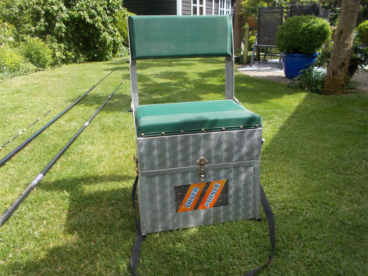 Grote zitviskoffer in goede staat
