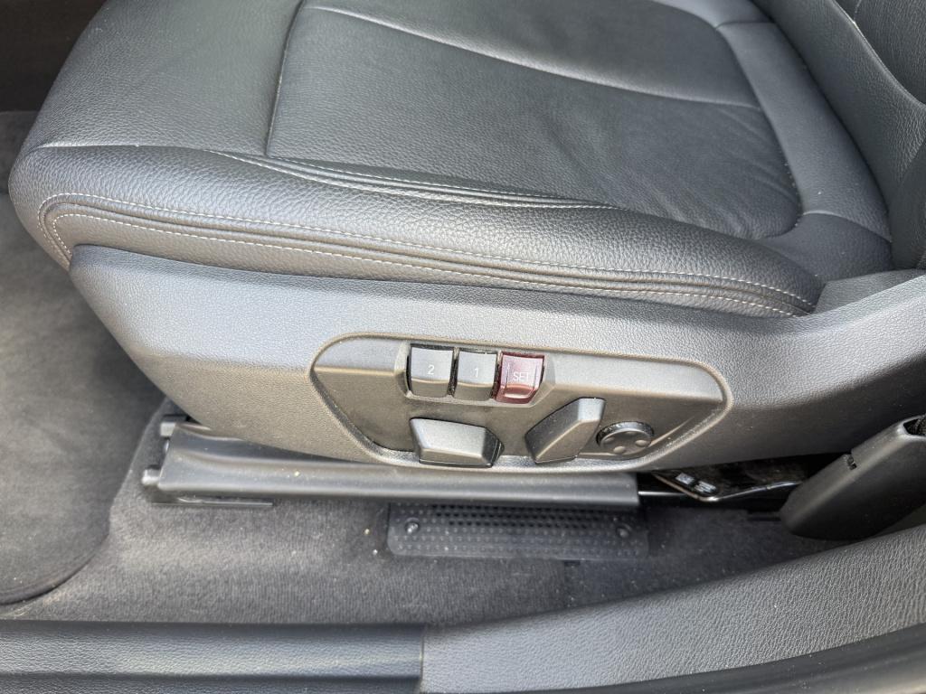BMW X1 sdrive20i automaat high executive