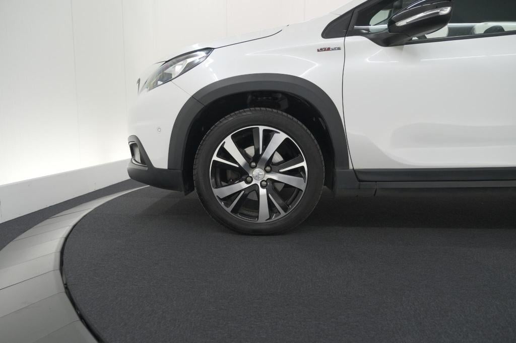 Peugeot 2008 puretech 110 eat6 gt-line | trekhaak | camera | navigatie | pa