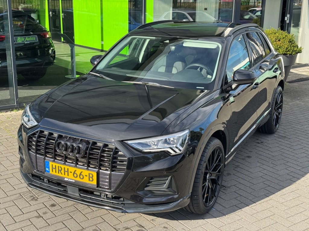 Audi Q3 35 tfsi * camera * matrix led * leer * keyless * trekhaak