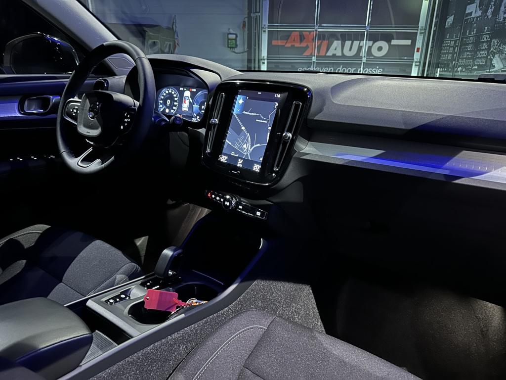 Volvo XC40 1.5 t4 recharge inscription expression *trekhaak*