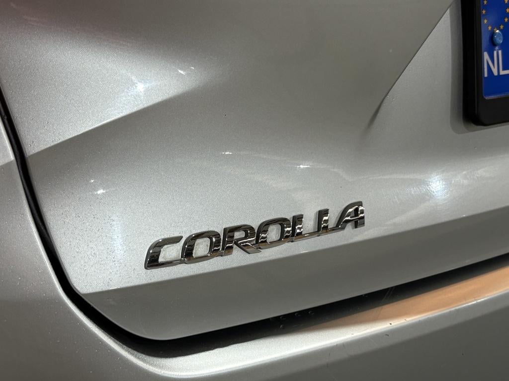 Toyota Corolla Touring Sports 2.0 hybrid first ed.