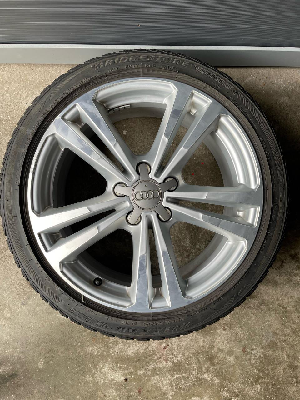 Originele Audi A3 / S3 S-Line 18 inch velgen + winterbanden
