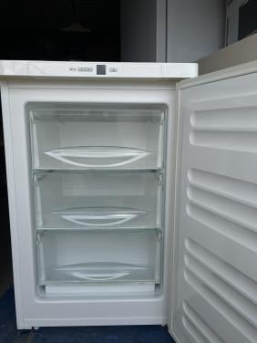 Miele tafelmodel vrieskast/Vriezer 85x55 cm.