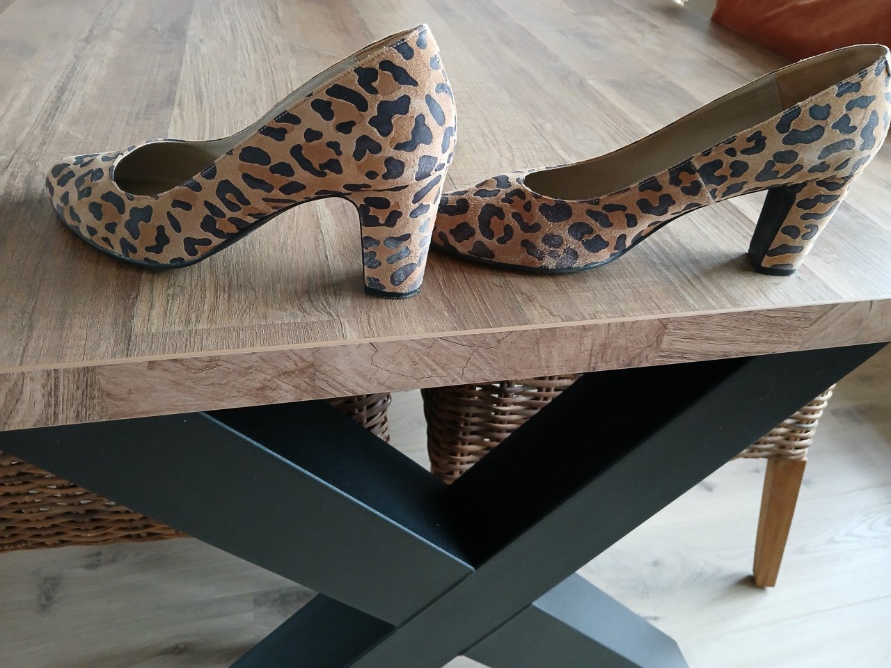 Schoen