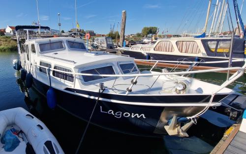 Motorboot 10 meter (Rijo kruiser)